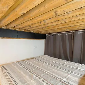 hamac-suites-lyon-ainay-1.hotels-rhonealpes.com/